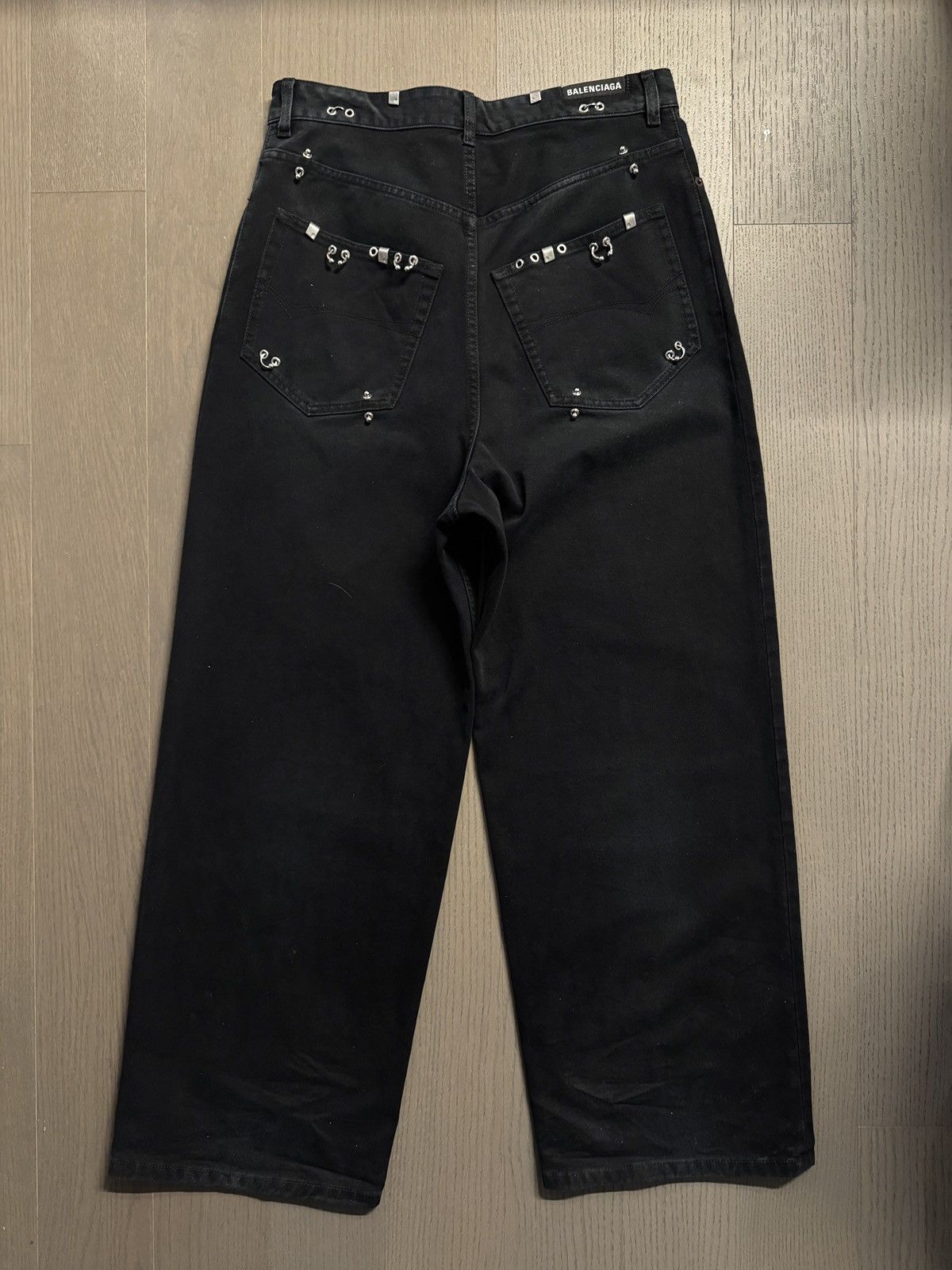 Balenciaga Balenciaga Pierced Baggy Jeans Size US 32 / EU 48 - 2 Thumbnail