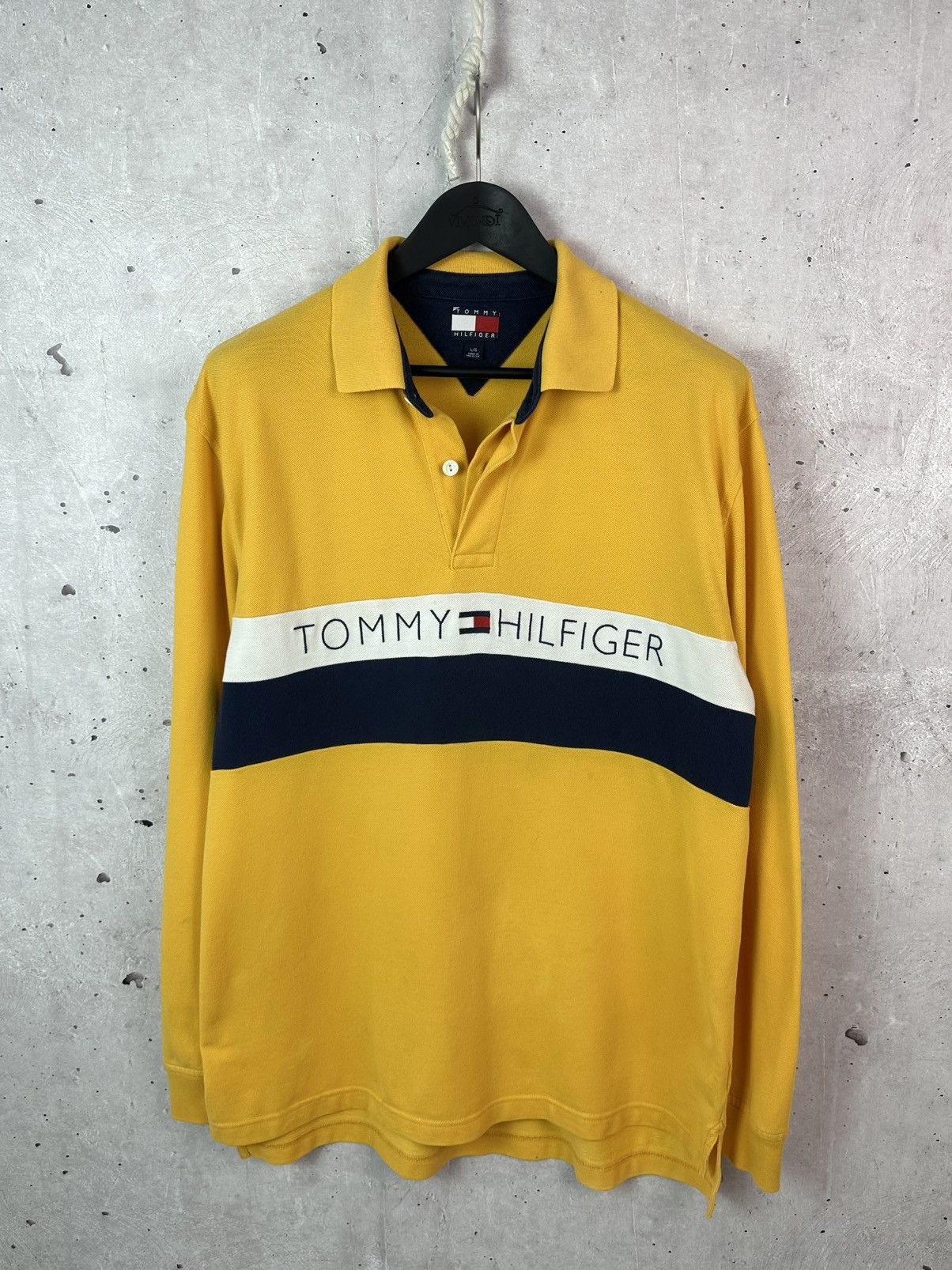 Tommy Hilfiger Vintage Tommy Hilfiger Yellow Cotton Rugby Long Sleeve Polo Size US L / EU 52-54 / 3 - 1 Thumbnail