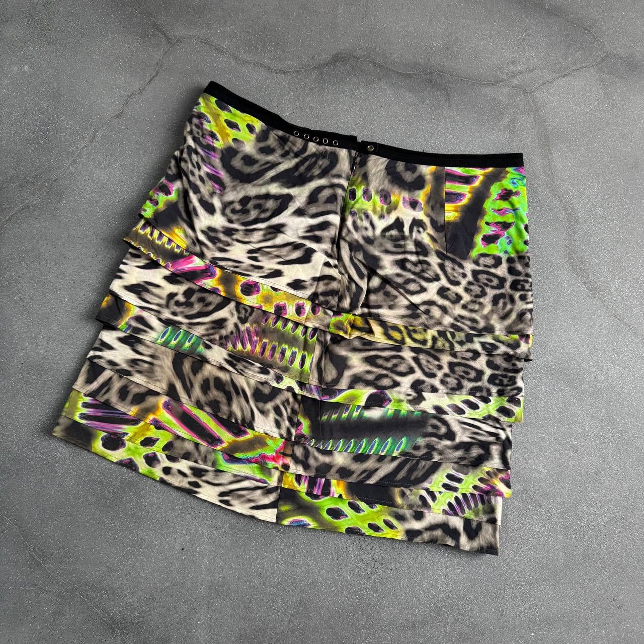 Japanese Brand Marc Cain 2000's Leopard Printed Pleated Skirt Size 32" / US 10 / IT 46 - 5 Thumbnail