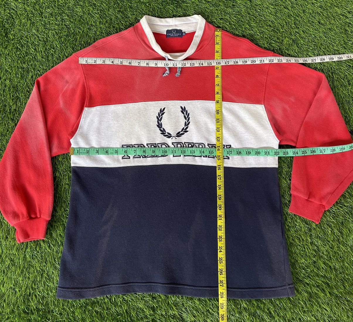 Fred Perry RAREST‼️Vintage90s🔥FRED PERRY🔥Embroidered Big logo Longsleeve Size US L / EU 52-54 / 3 - 13 Thumbnail