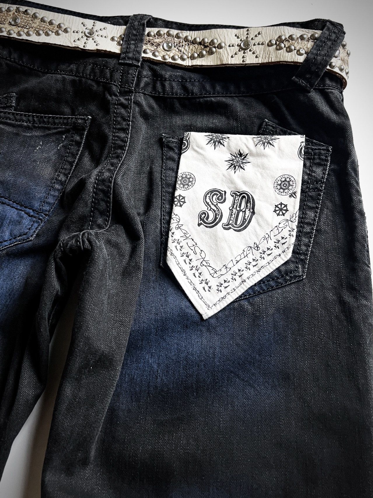 semanticdesign Semantic Design Distressed Flare Jeans SD Bandana Pocket y2k Size US 32 / EU 48 - 13 Thumbnail