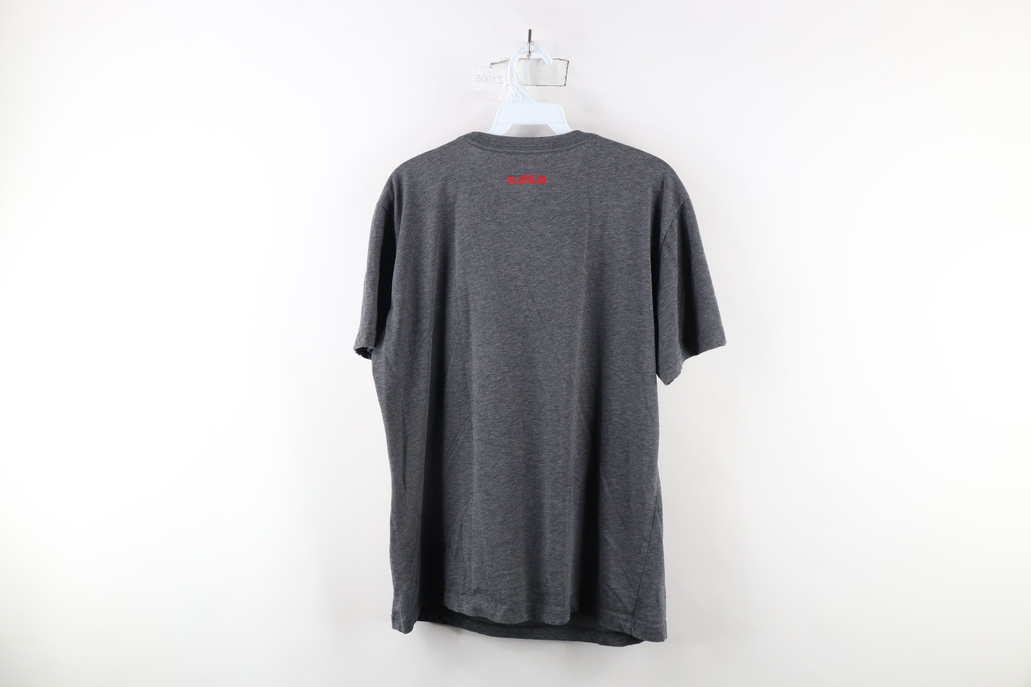 Nike × Vintage Nike Lebron James Non Sufficit Lion Head Basketball T-Shirt Size US M / EU 48-50 / 2 - 11 Thumbnail