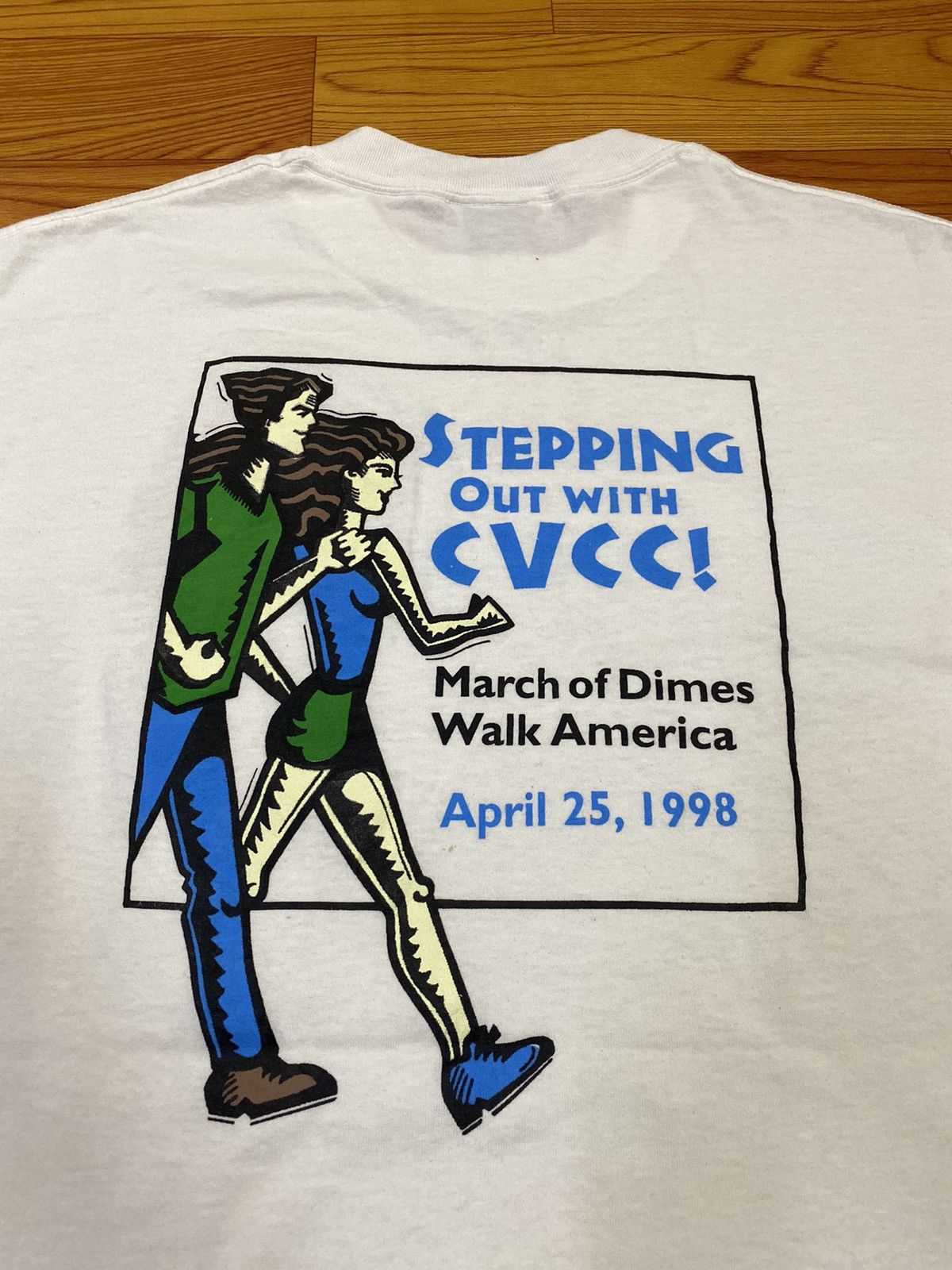 Vintage Vintage 90s CVCC Walk America Tee Size US L / EU 52-54 / 3 - 7 Thumbnail