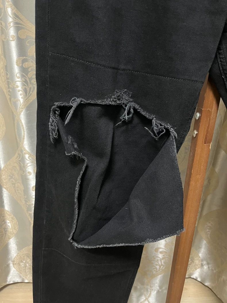 Vetements Vetements size m 19fw Show Destroy Jeans 2506-Nextarrow Size US 28 / EU 44 - 4 Thumbnail