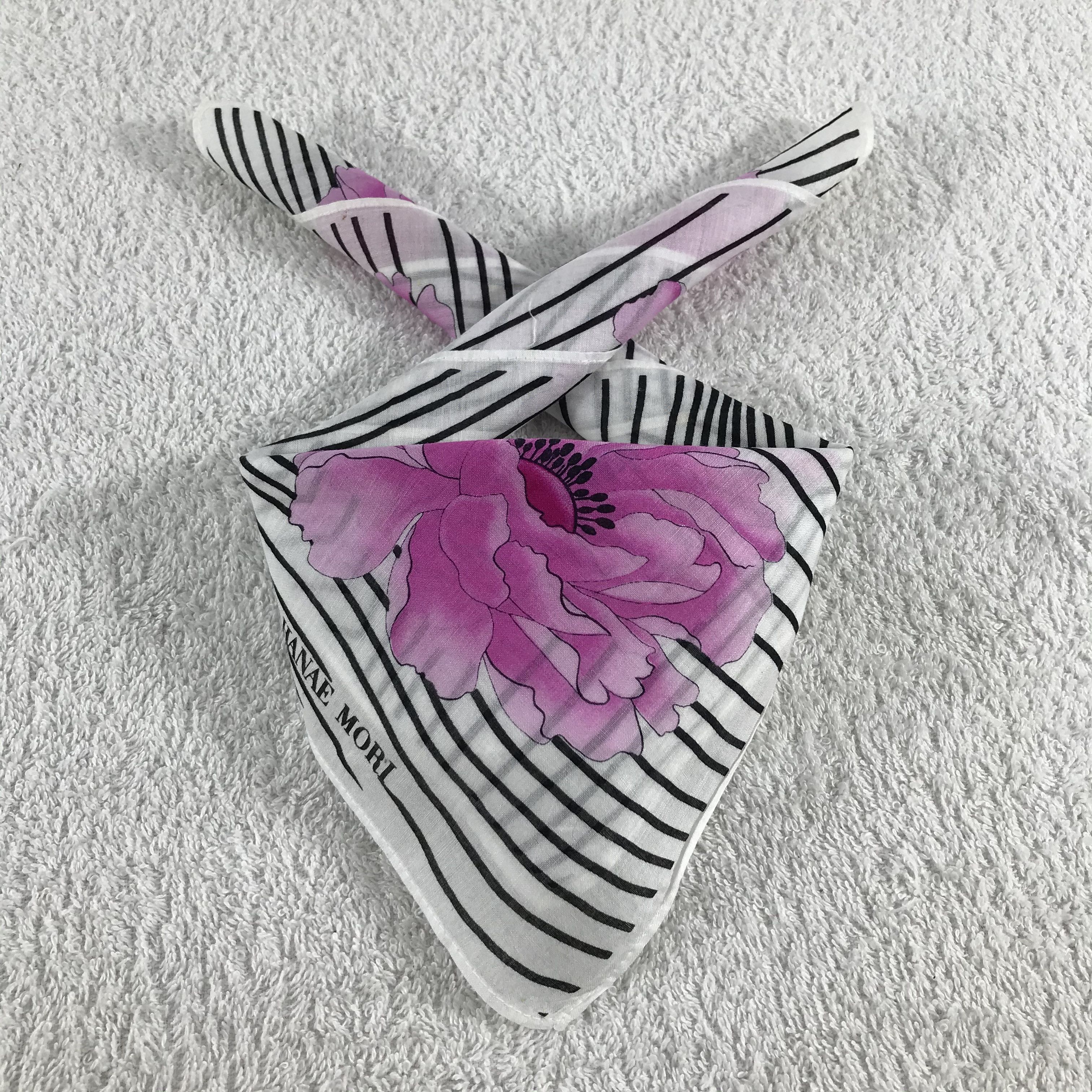 Hanae Mori × Vintage Hanae Mori Bandana / Handkerchief / Neckerchief - S220 Size ONE SIZE - 3 Thumbnail