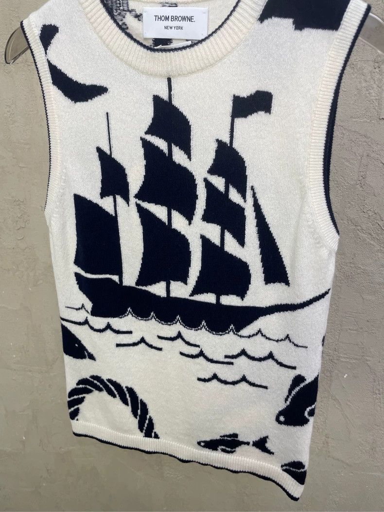 Thom browne Beige sailboat dolphin pattern knitted vest 250