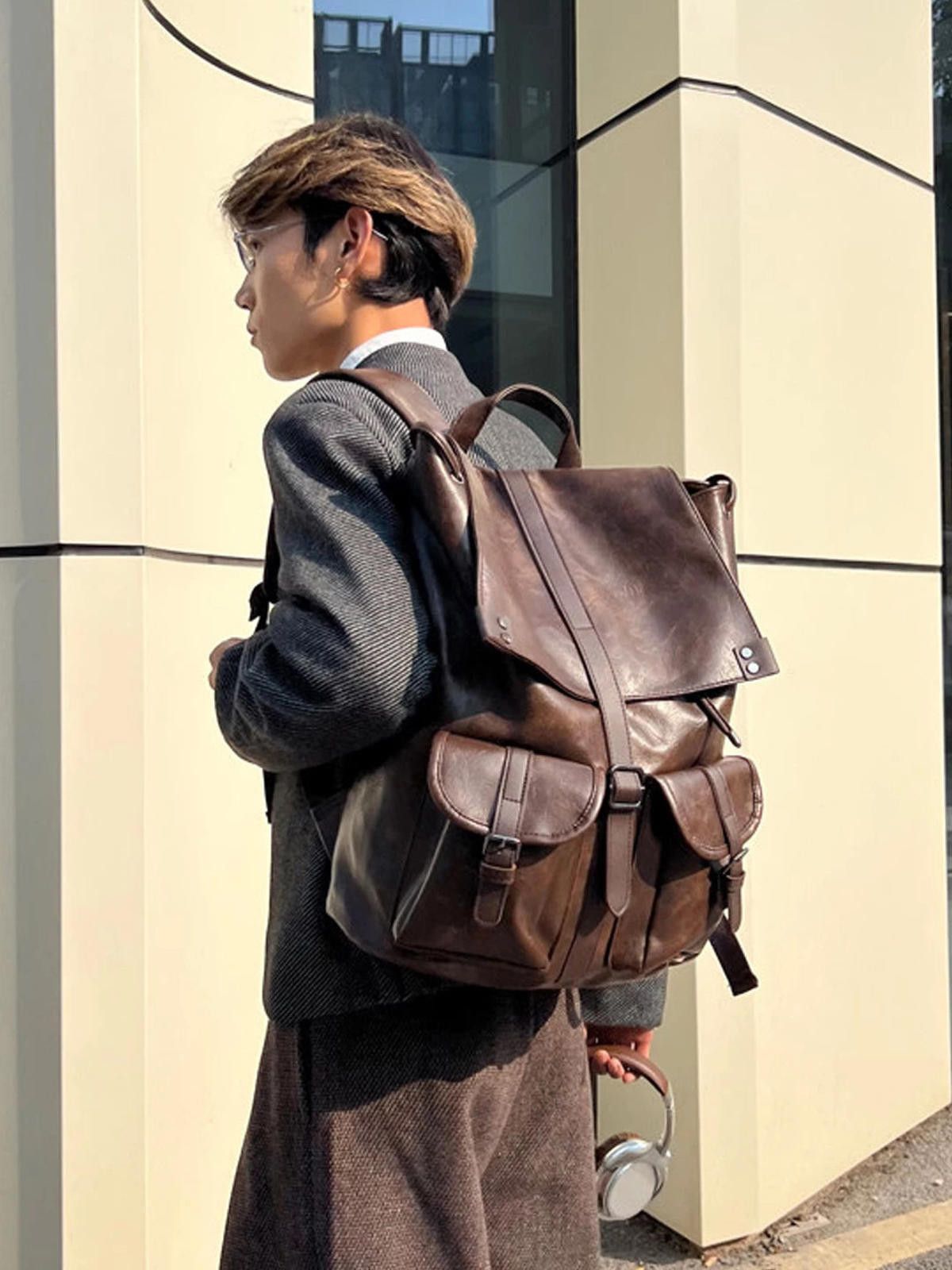Leather Dark Brown Vintage Leather Backpack, Classic Rucksack Size ONE SIZE - 4 Thumbnail