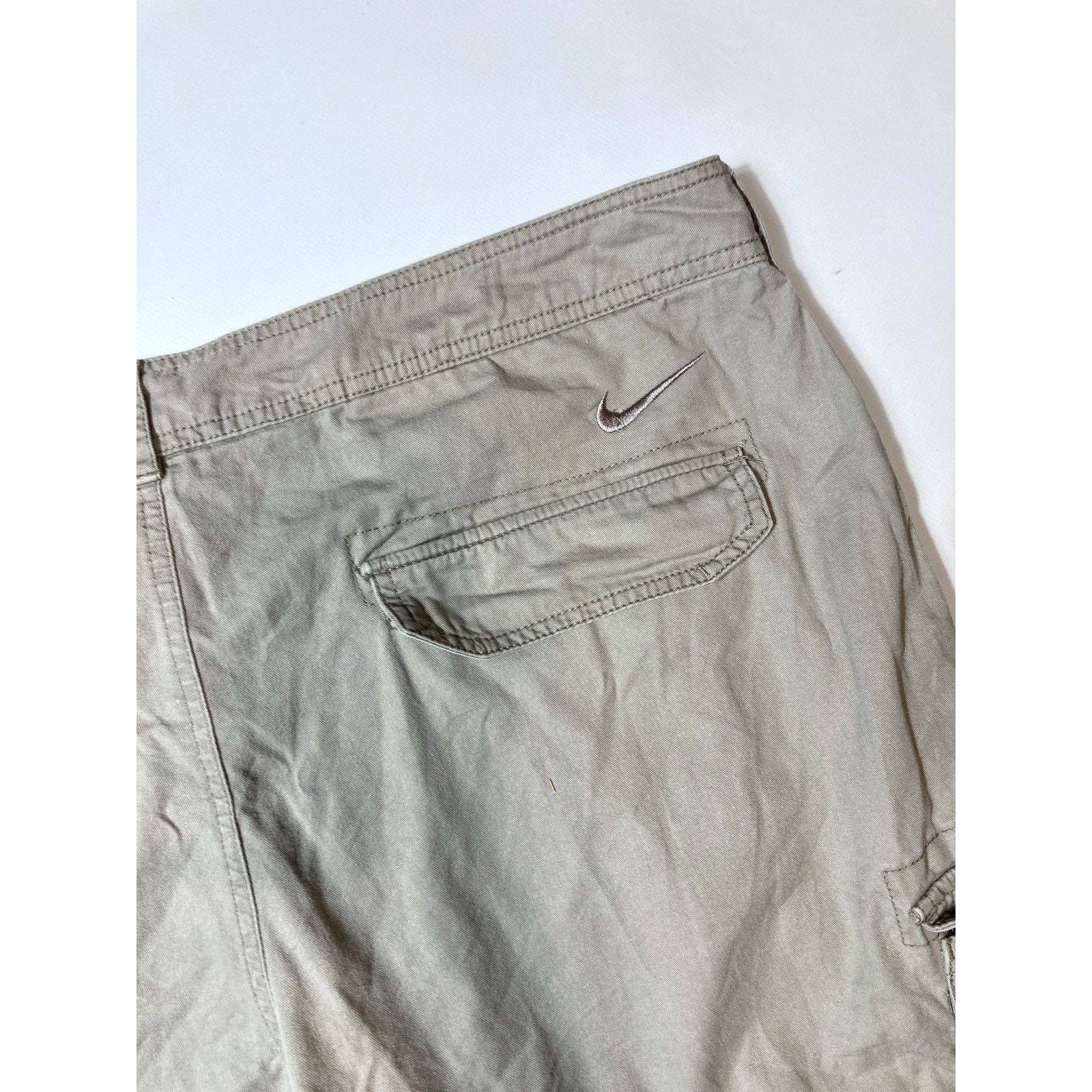 Nike × Vintage Vintage Nike Y2K Style beige Cargo Shorts Size US 36 / EU 52 - 6 Thumbnail
