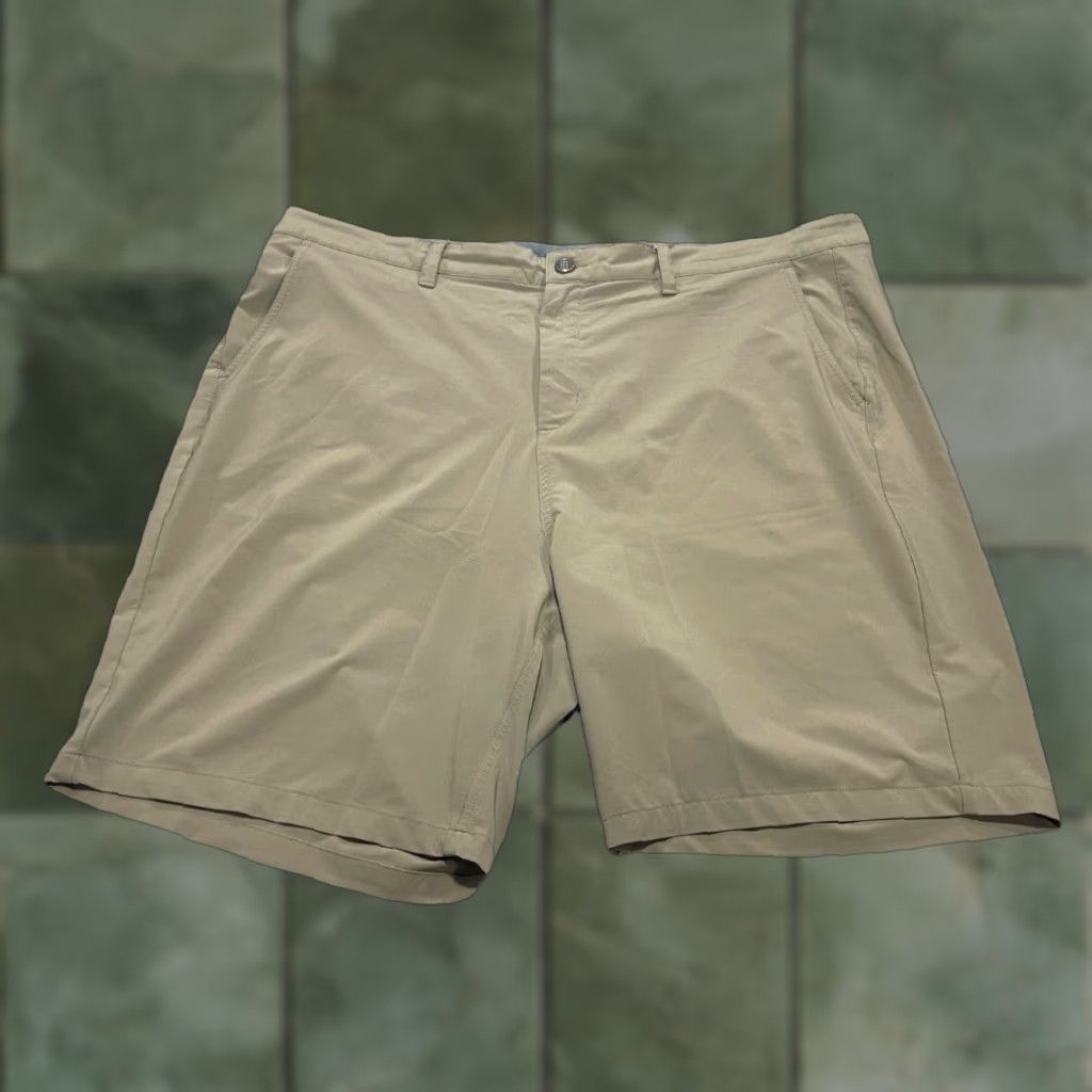 Vintage Free Fly Shorts Mens 42 Khaki Hybrid II Performance 9" Stretch Chinos Size US 42 / EU 58 - 1 Thumbnail