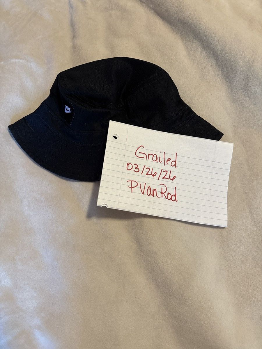 Nike Nike Futura Men’s Black Bucket Hat Size ONE SIZE - 8 Thumbnail