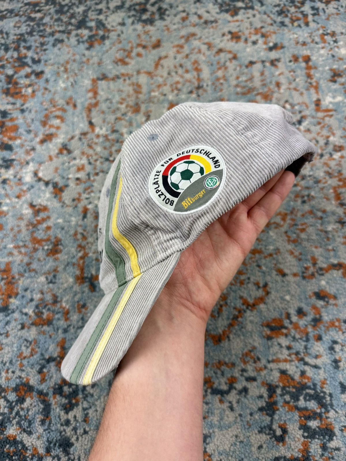 Other Vintage 90s Bitburger German football team corduroy hat Size ONE SIZE - 3 Thumbnail