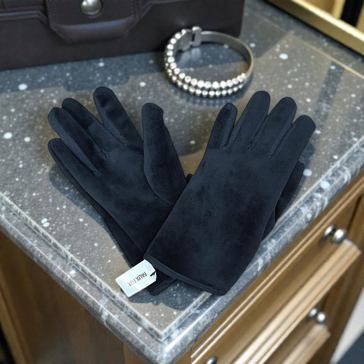 Weatherproof Weatherproof Women’s Faux Fur Fleece Black Gloves Sz L Size ONE SIZE - 2 Thumbnail