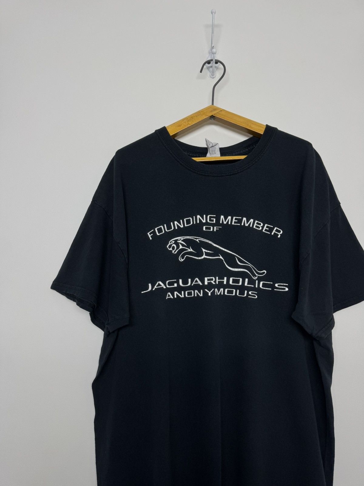 Gildan Vintage Y2k Jaguar Racing T-Shirt 00’s Size US XL / EU 56 / 4 - 6 Thumbnail