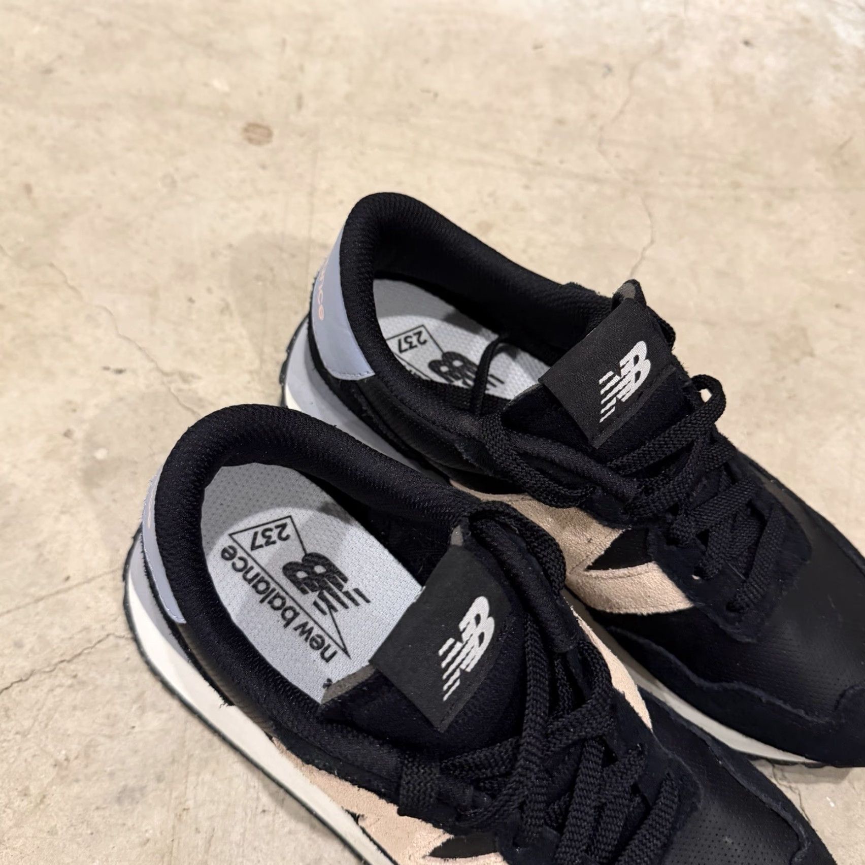 New Balance New Balance 237 Black Beige Leather Sneaker Low Top Running Shoe Womens 8 Size M / US 6-8 / IT 42-44 - 3 Thumbnail
