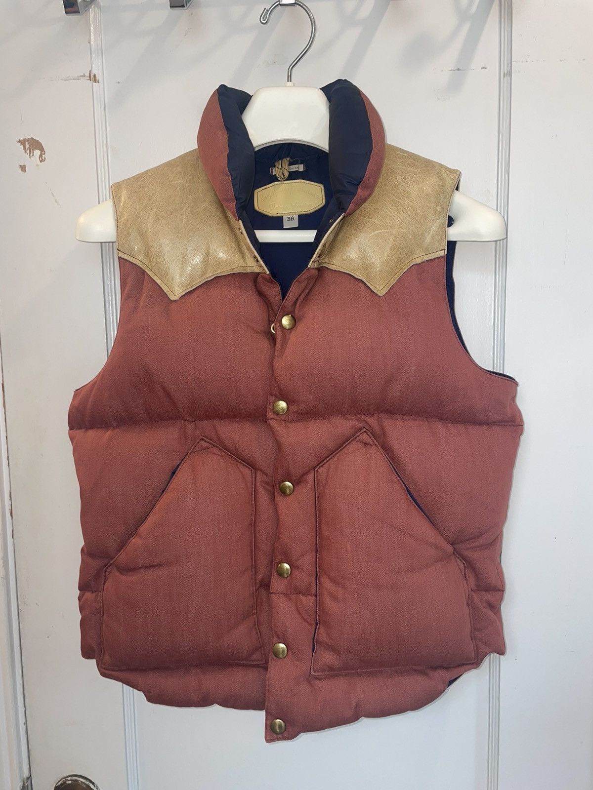 Rocky Mountain Featherbed Down Vest with Leather Accents Size US S / EU 44-46 / 1 - 8 Thumbnail