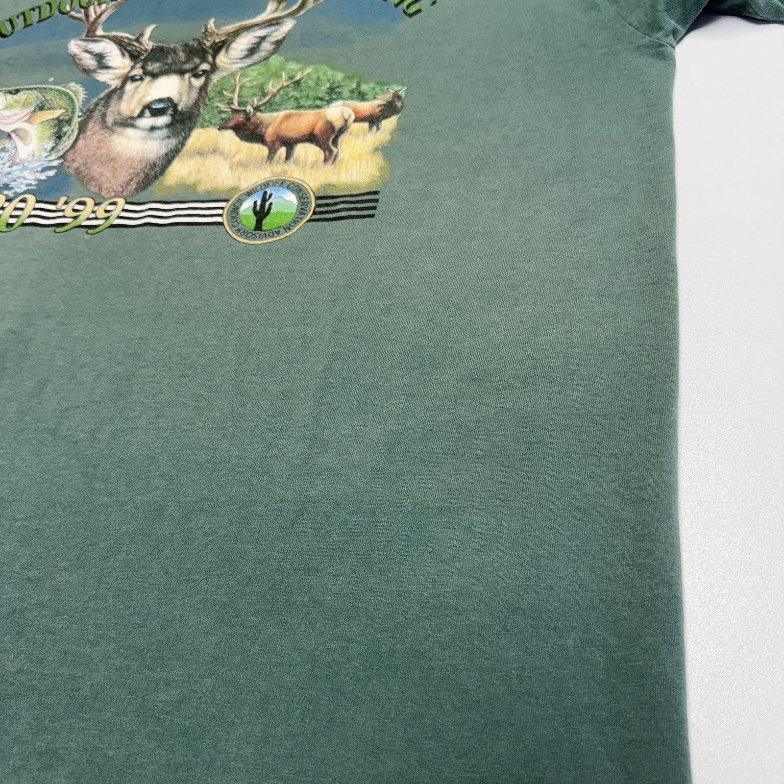 Vintage Vintage Outdoor Hunting & Fishing T Shirt Mens 2XL Green Pho Size US XXL / EU 58 / 5 - 8 Thumbnail