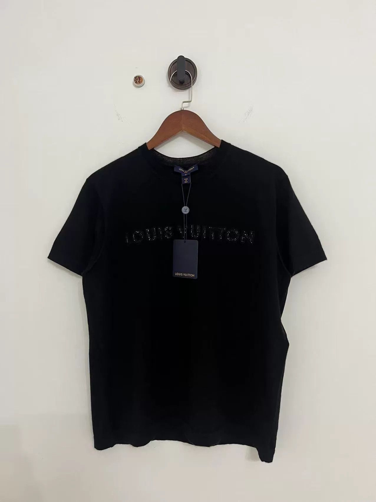 Louis Vuitton Louis Vuitton Embroidered Logo Women's Knit Tee Size XL / US 12-14 / IT 48-50 - 1 Thumbnail