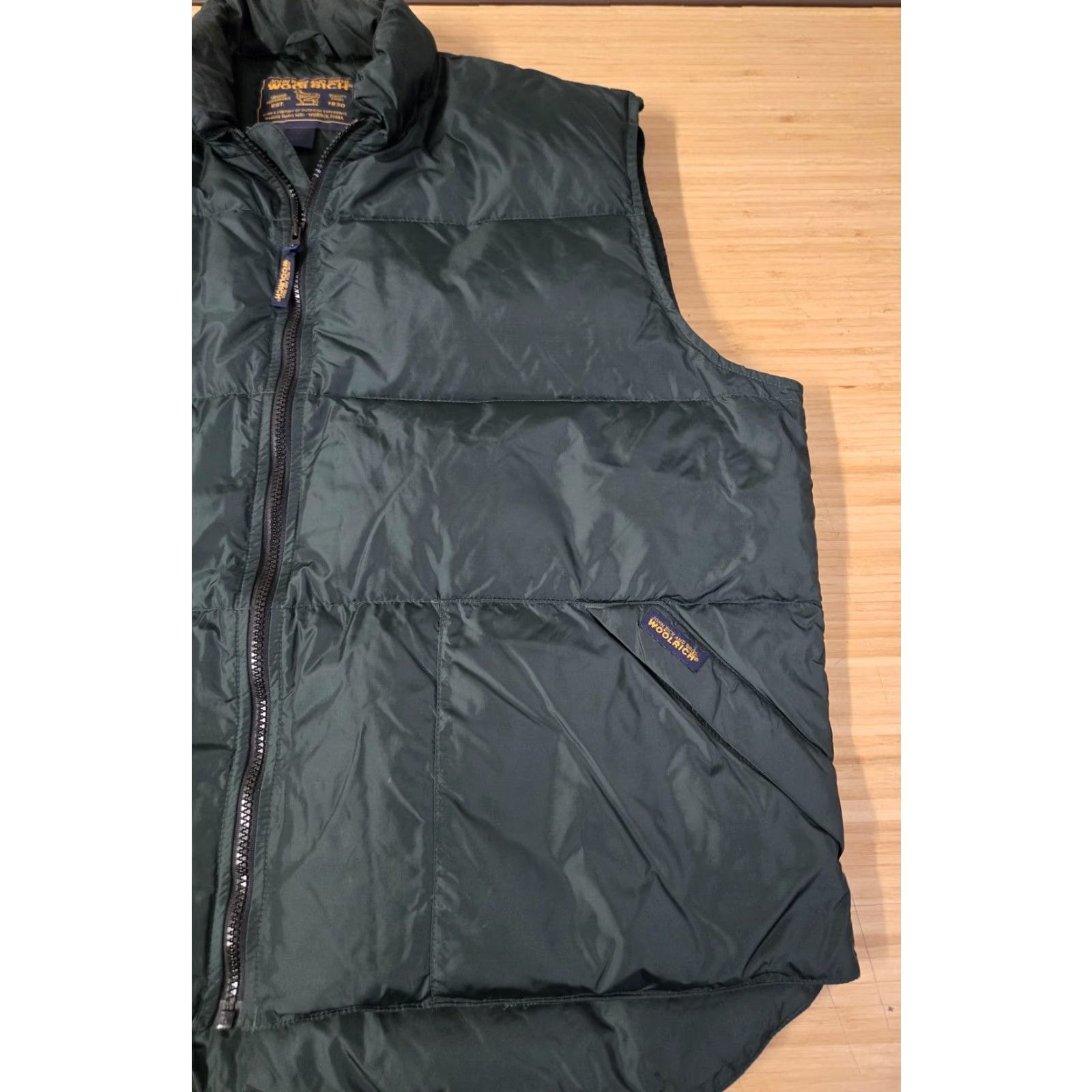 Vintage VINTAGE Woolrich Vest Mens XL Green Quilted Puffer Insulated Zip Front Stand Collar Size US XL / EU 56 / 4 - 2 Thumbnail