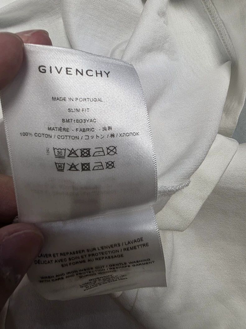 Givenchy Givenchy FW22 Letter Logo Printed Short-sleeve T-Shirt 2506 Size US L / EU 52-54 / 3 - 4 Thumbnail