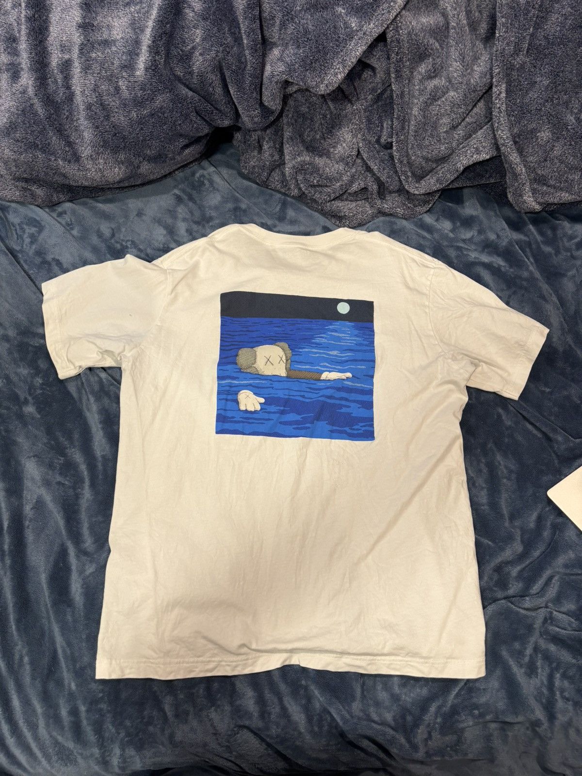Kaws × Uniqlo KAWS X UNIQLO PAINTING TEE L Size US L / EU 52-54 / 3 - 2 Thumbnail