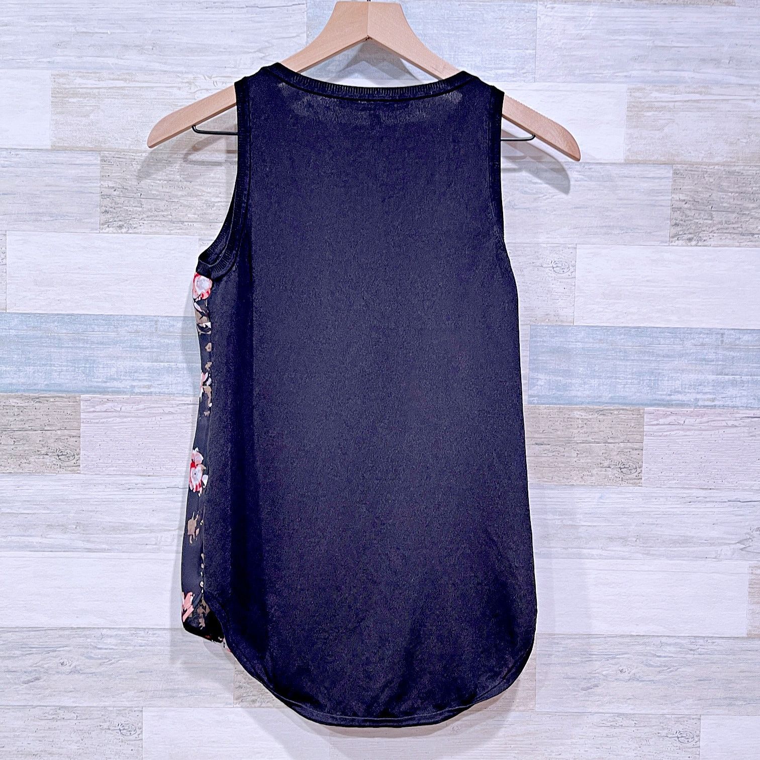 White House Black Market White House Black Market Pleated Mixed Media Tank Womens XS Size XS / US 0-2 / IT 36-38 - 3 Thumbnail