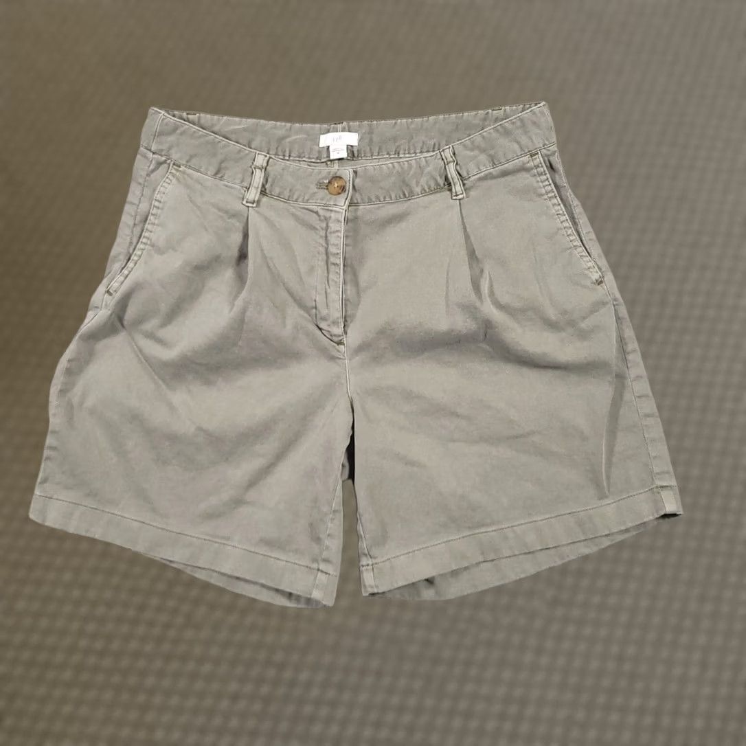 J. Jill VINTAGE J. Jill Pleated Shorts Women's 10 Light Green Casual Chino Pockets 6" Size 32" / US 10 / IT 46 - 1 Thumbnail