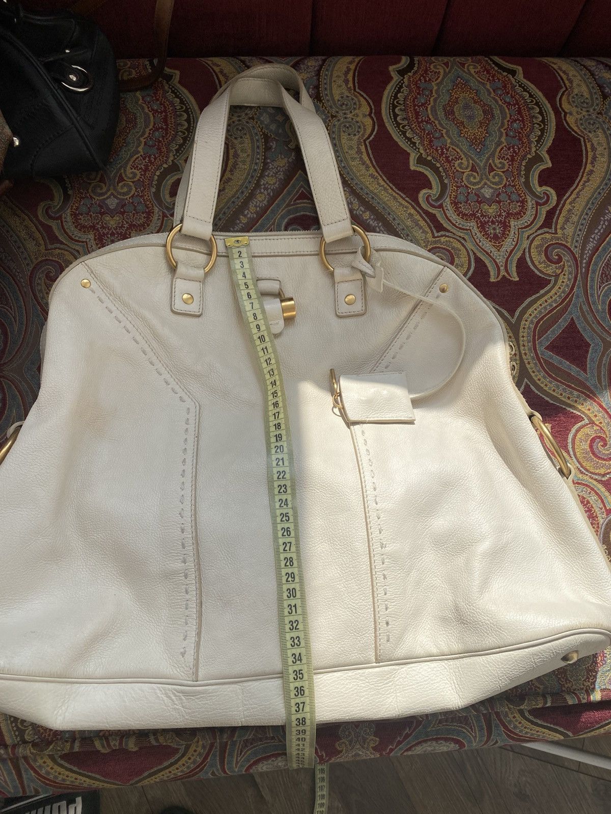 Yves Saint Laurent Vintage Yves Saint Laurent Cream Leather "Large Muse" Bag Size ONE SIZE - 23 Thumbnail