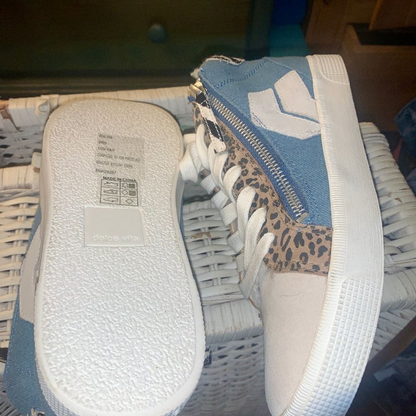 Dolce Vita NEW DOLCE VITA HIDDEN WEDGE SNEAKERS SHEARLING DENIM 8 Size US 8 / IT 38 - 5 Thumbnail