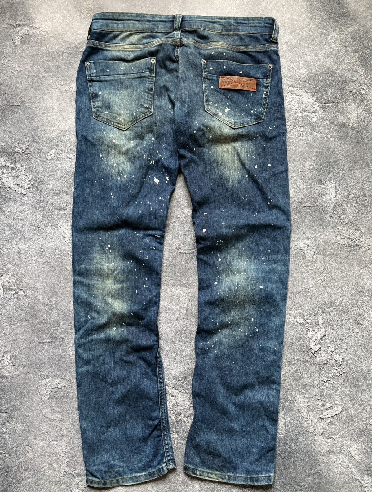 Dsquared2 Vintage Dsquared2 Paint Distressed Wash Logo Denim Jeans Size US 40 / EU 56 - 2 Thumbnail