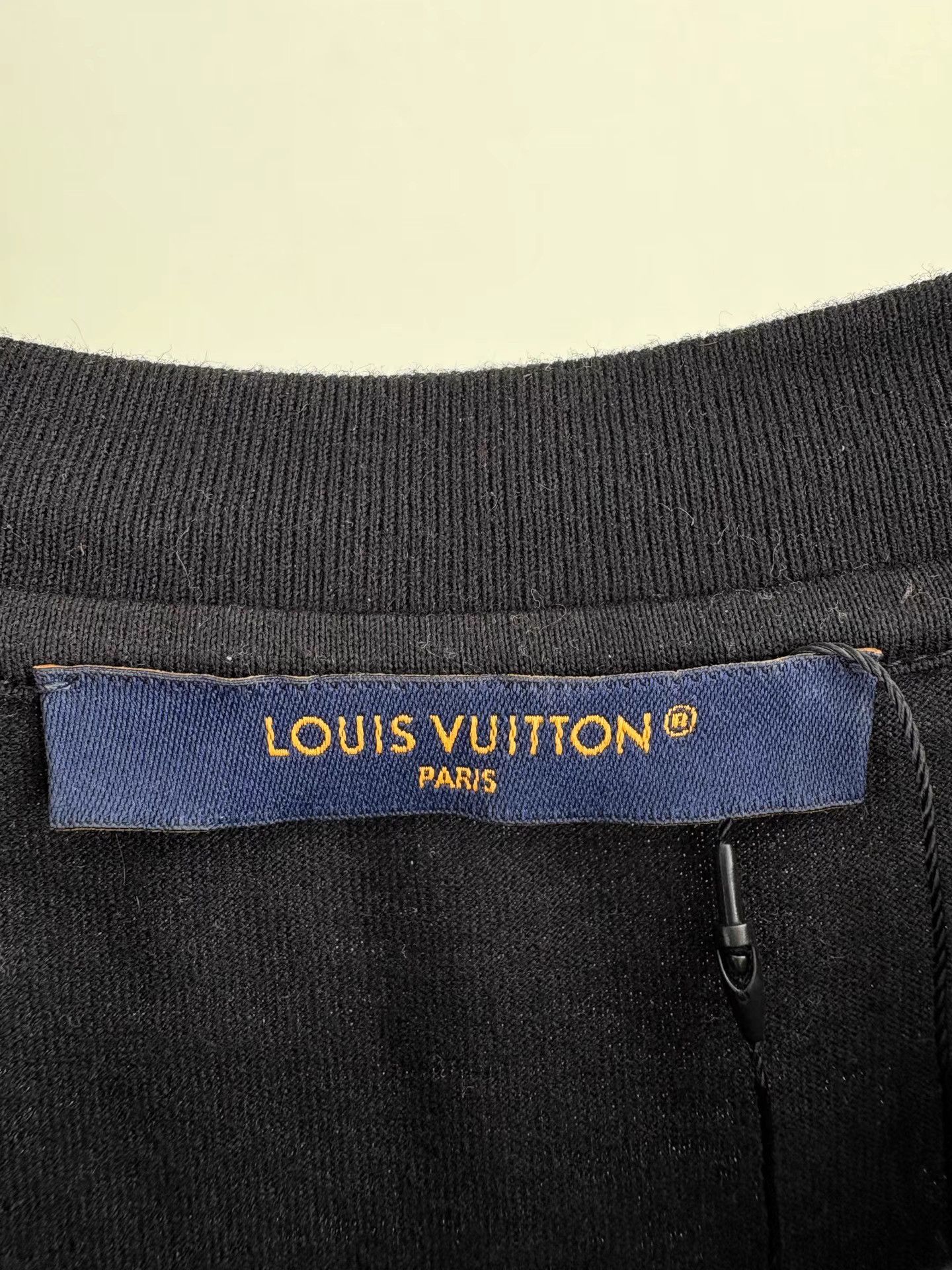 Louis Vuitton LV Puppy Embroidered Short Sleeve K1 Size US XL / EU 56 / 4 - 4 Thumbnail