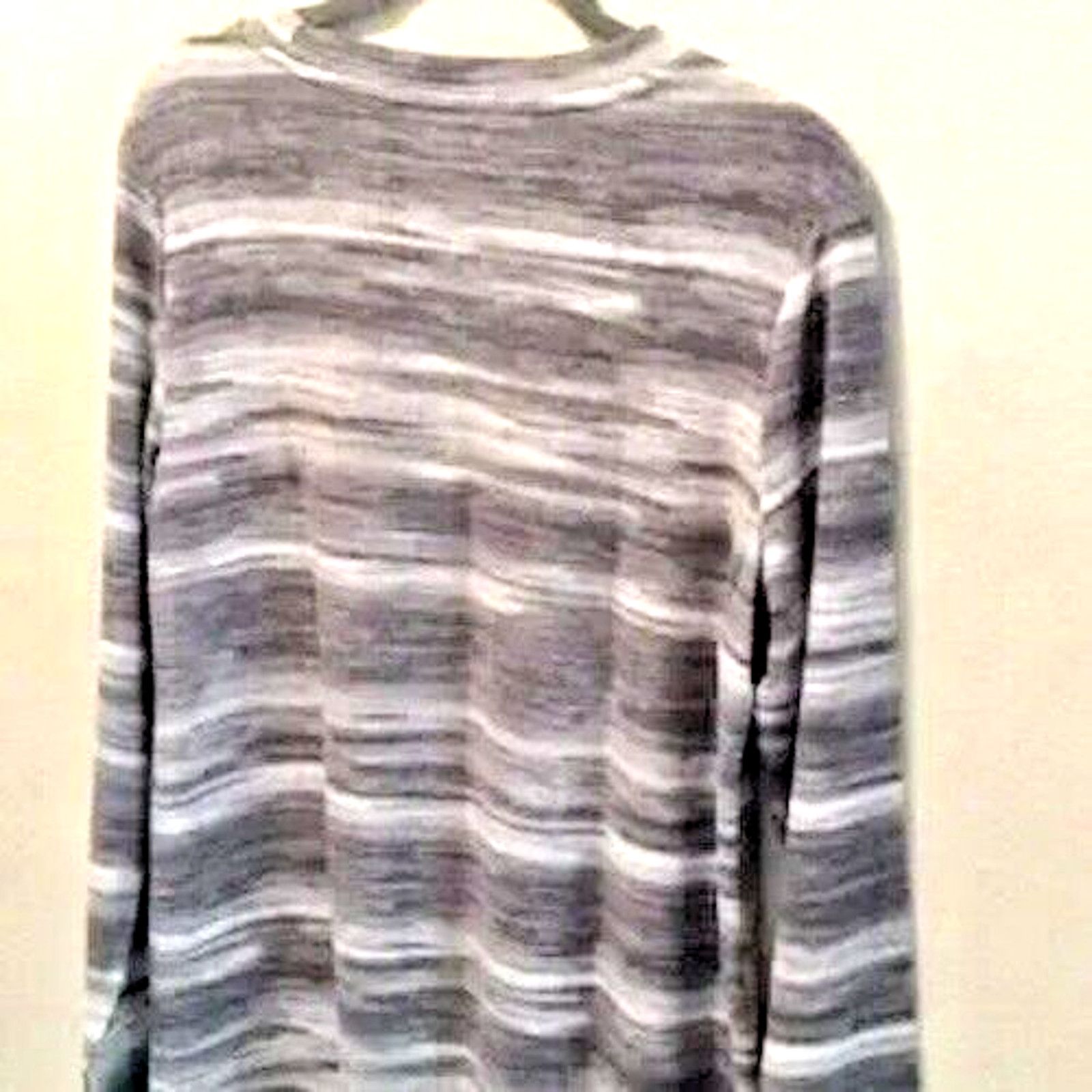 Croft & Barrow CROFT & BARROW COZY SWEATER Sz M. 46% Rayon,46% Polyester Size M / US 6-8 / IT 42-44 - 2 Thumbnail