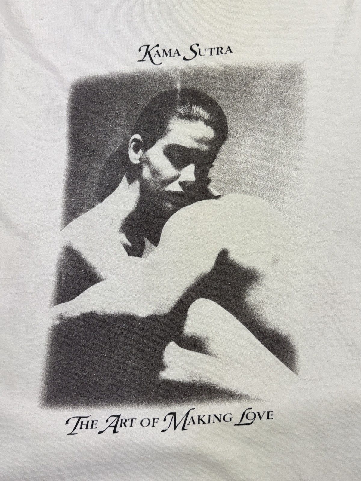 Vintage VINTAGE KAMA SUTRA T-SHIRT Size US XL / EU 56 / 4 - 2 Thumbnail
