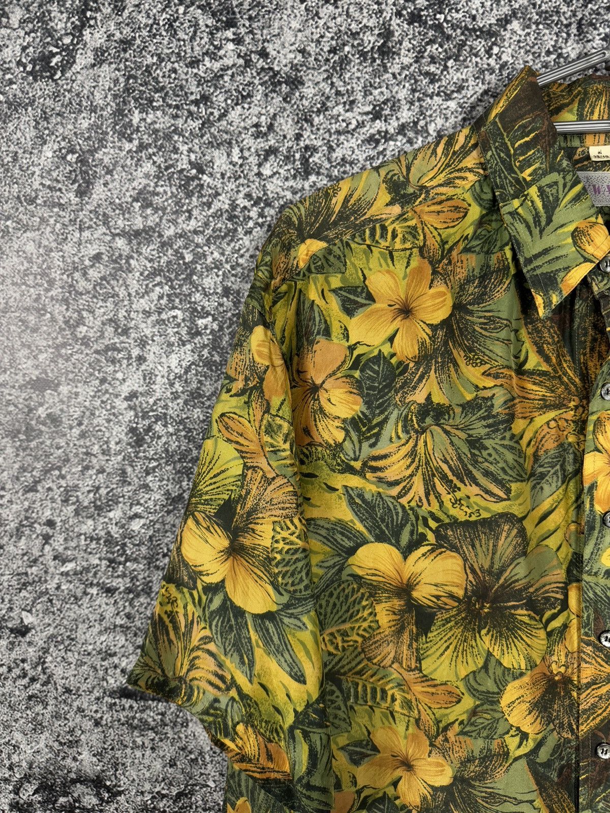 Vintage Anyway Silk Hawaiian Shirt Floral Tropical Short Sleeve Sz M Size US M / EU 48-50 / 2 - 3 Thumbnail