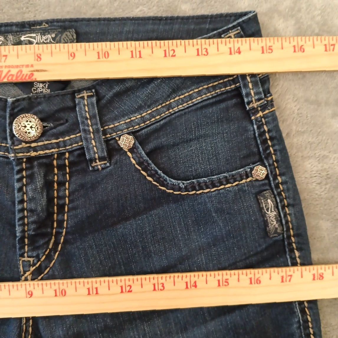 Silver Jeans Co. Silver Jeans Suki Capri Jeans Womens Size 27 Blue Dark Wash 28x26 Mid Rise Womens Jeans Capris 5-Pocket Denim Vintage No Size 27" / US 4 / IT 40 - 2 Thumbnail