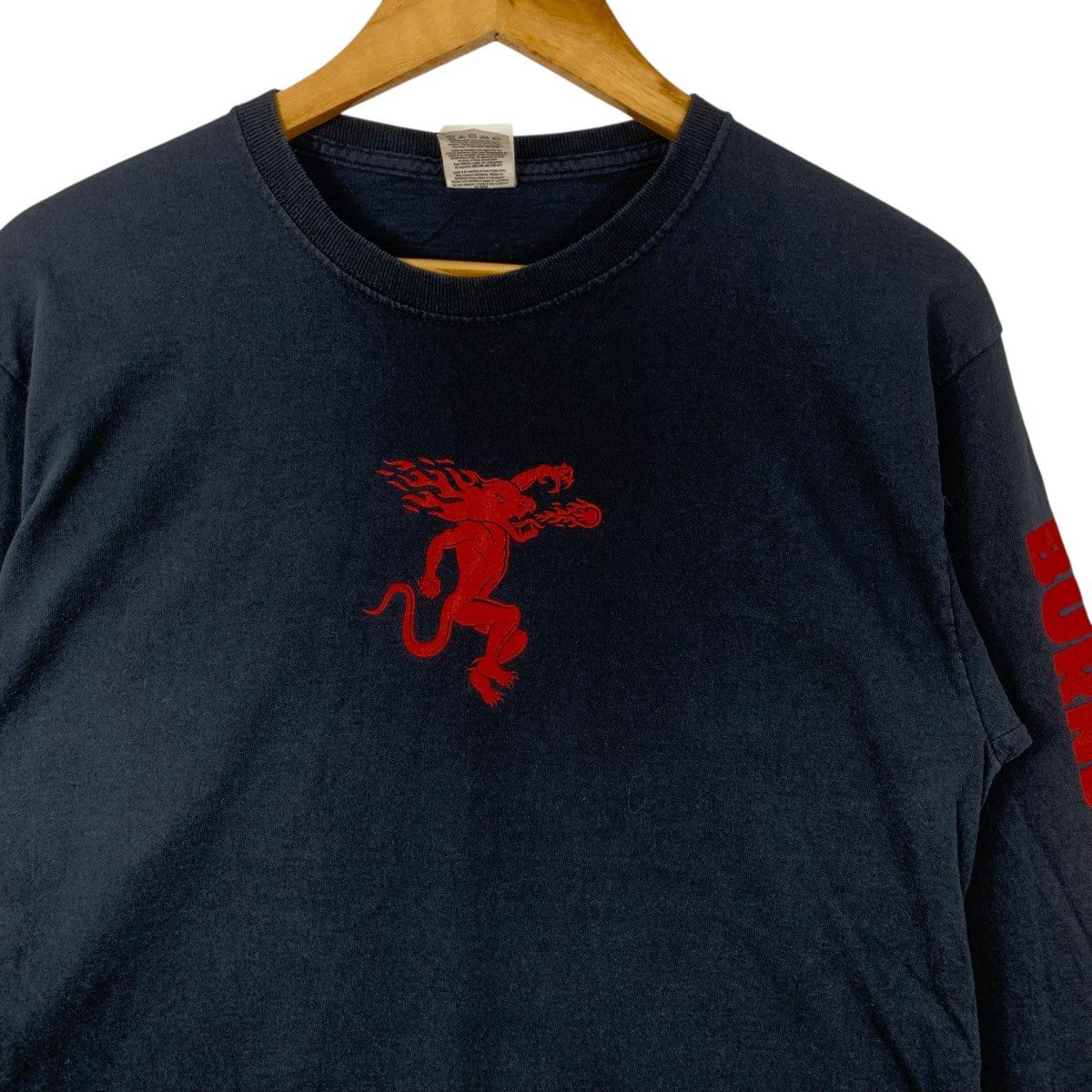 Vintage Vintage FIREBALL CINNAMON WHISKY Promo Tee Shirt Top Tastes Size US M / EU 48-50 / 2 - 5 Thumbnail