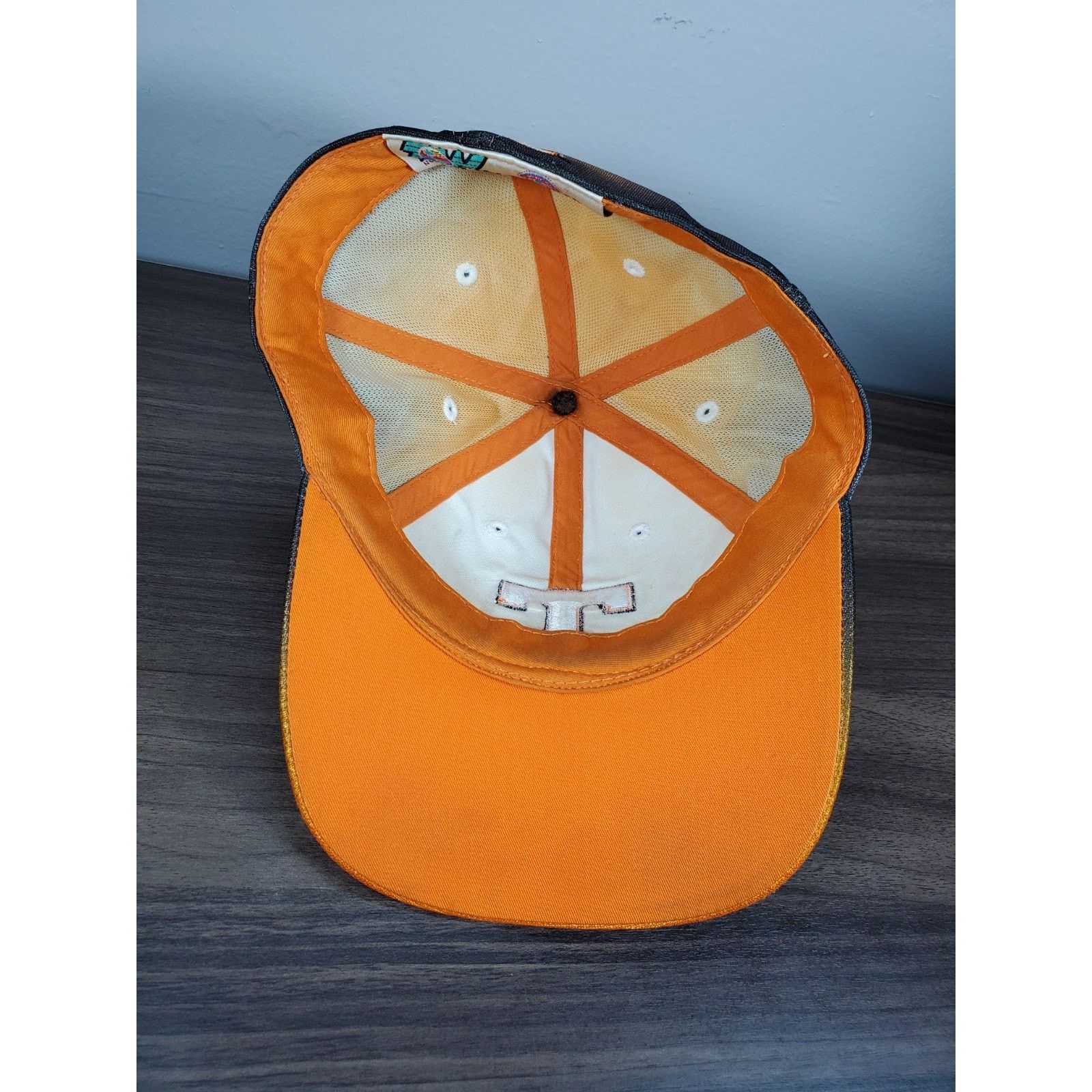 NCAA × Top Of The World Tennessee Volunteers Hat TOW Fitted Cap Size 7 NCAA Vols Size ONE SIZE - 9 Thumbnail