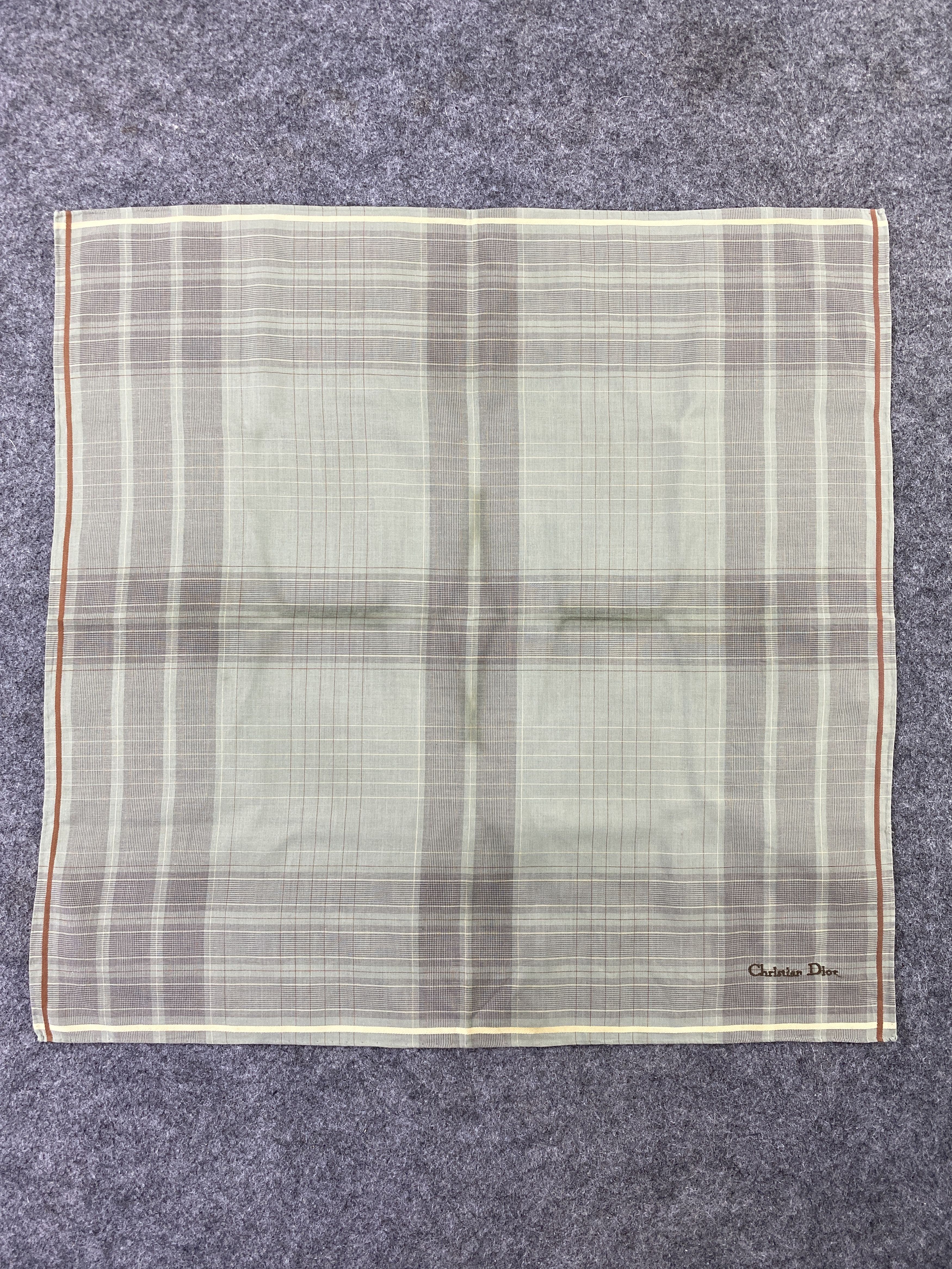 Vintage Christian Dior Handkerchief / Bandana / Neckerchief-B206 Size ONE SIZE - 3 Thumbnail