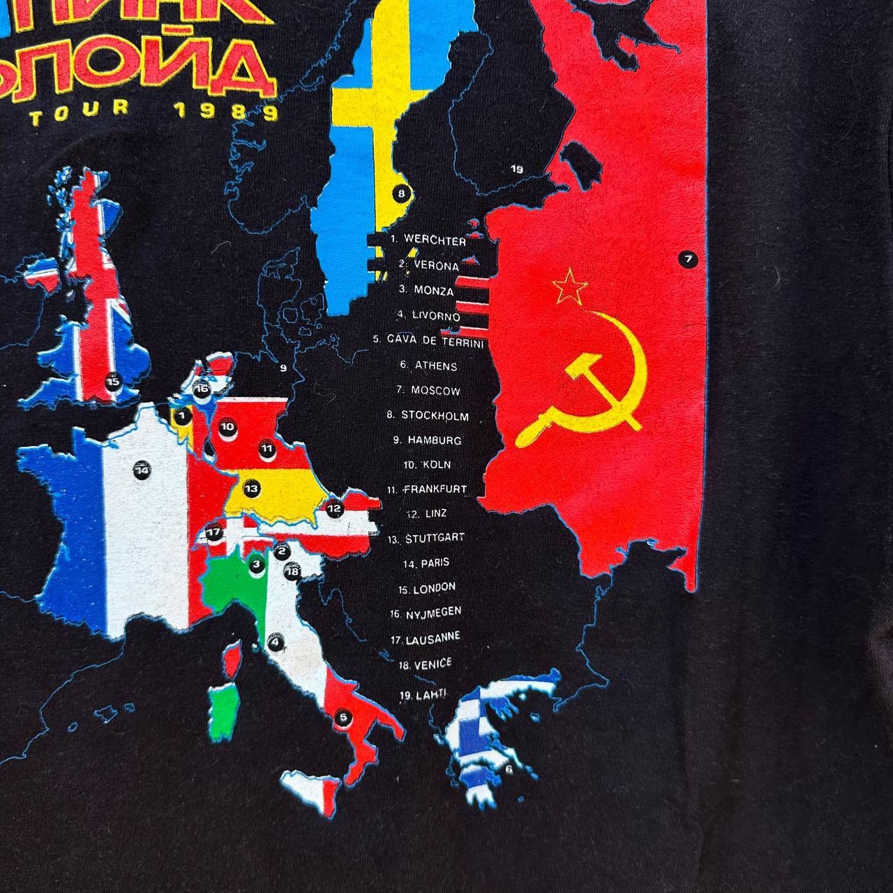 Band Tees Vintage RARE PINK FLOYD ROCK BAND TOUR 80S TSHIRT Size US XL / EU 56 / 4 - 9 Thumbnail