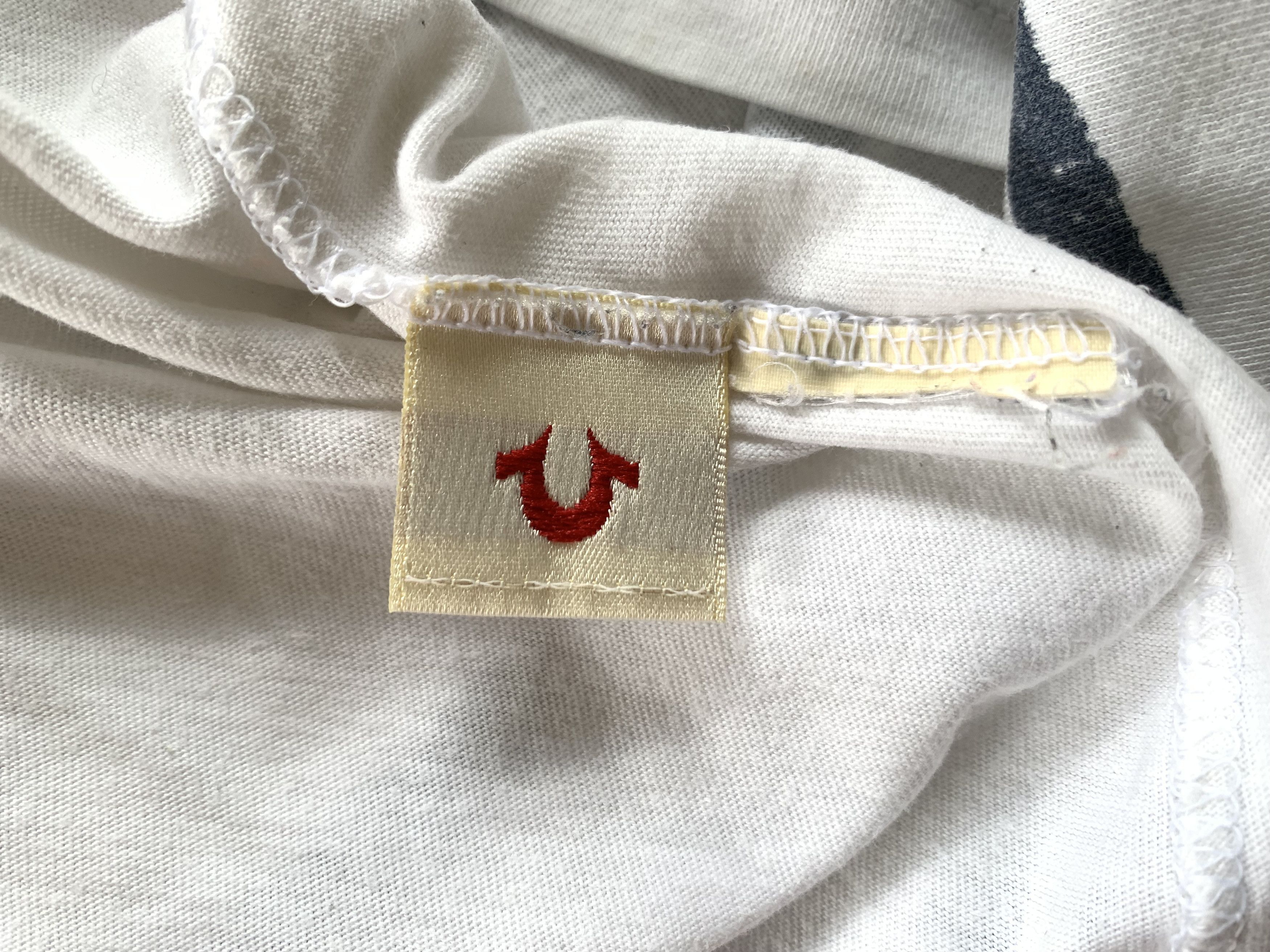 Japanese Brand True Religion White Strie Pocket Printed T Shirt Size US S / EU 44-46 / 1 - 7 Thumbnail