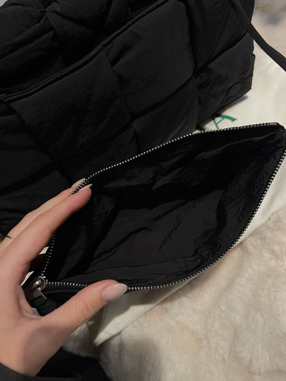Bottega Veneta Bottega Veneta padded tech cassette bag black Size ONE SIZE - 15 Thumbnail