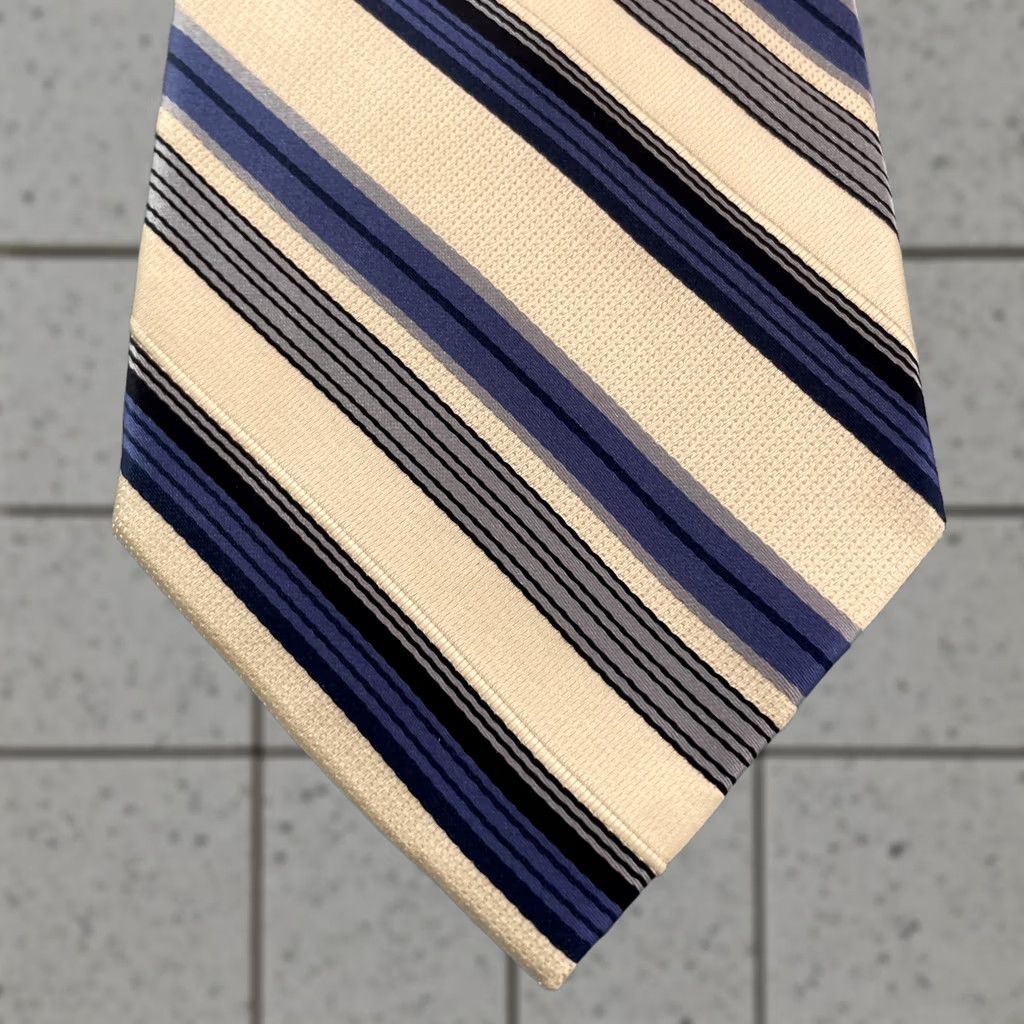 Vintage VINTAGE Bachrach All Silk Tie Repp Tie Striped Necktie Blue White Exec Power Tie 4x61 Cap­sule Wide Necktie Mens Silk Tie Size ONE SIZE - 1 Thumbnail