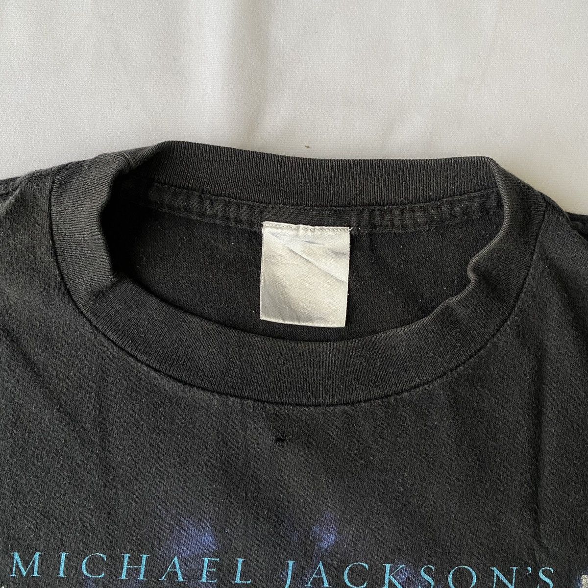 Band Tees × Vintage Vintage Michael Jackson’s This Is It ©️2009 Teea Size US L / EU 52-54 / 3 - 6 Thumbnail