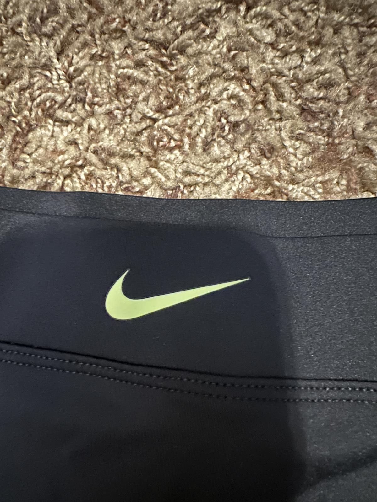 Nike Nike Pro Women's Size Large Dri-Fit High-Waisted 3" Training Skort Sample Size 28" / US 6 / IT 42 - 8 Thumbnail