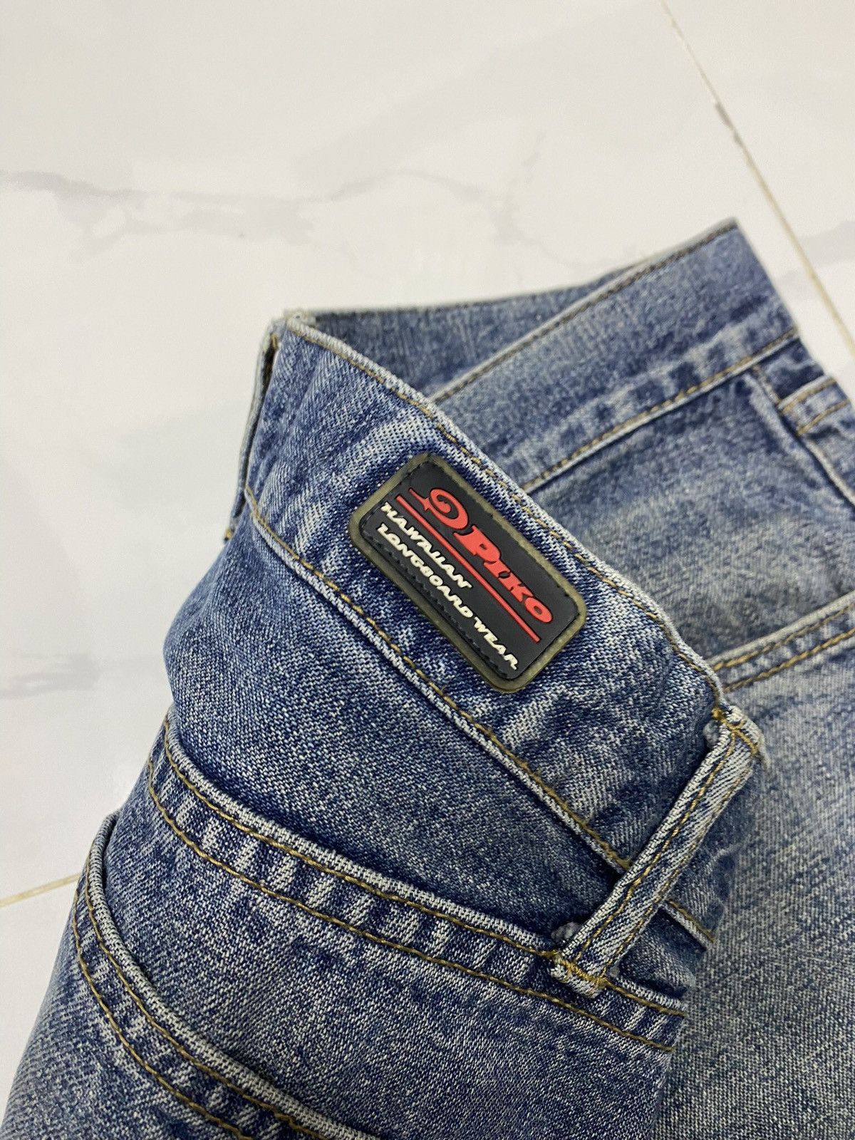Vintage 🔥PIKO HAWAIIAN BAGGY JEANS DISTRESSED DENIM JEANS Size US 31 - 9 Thumbnail