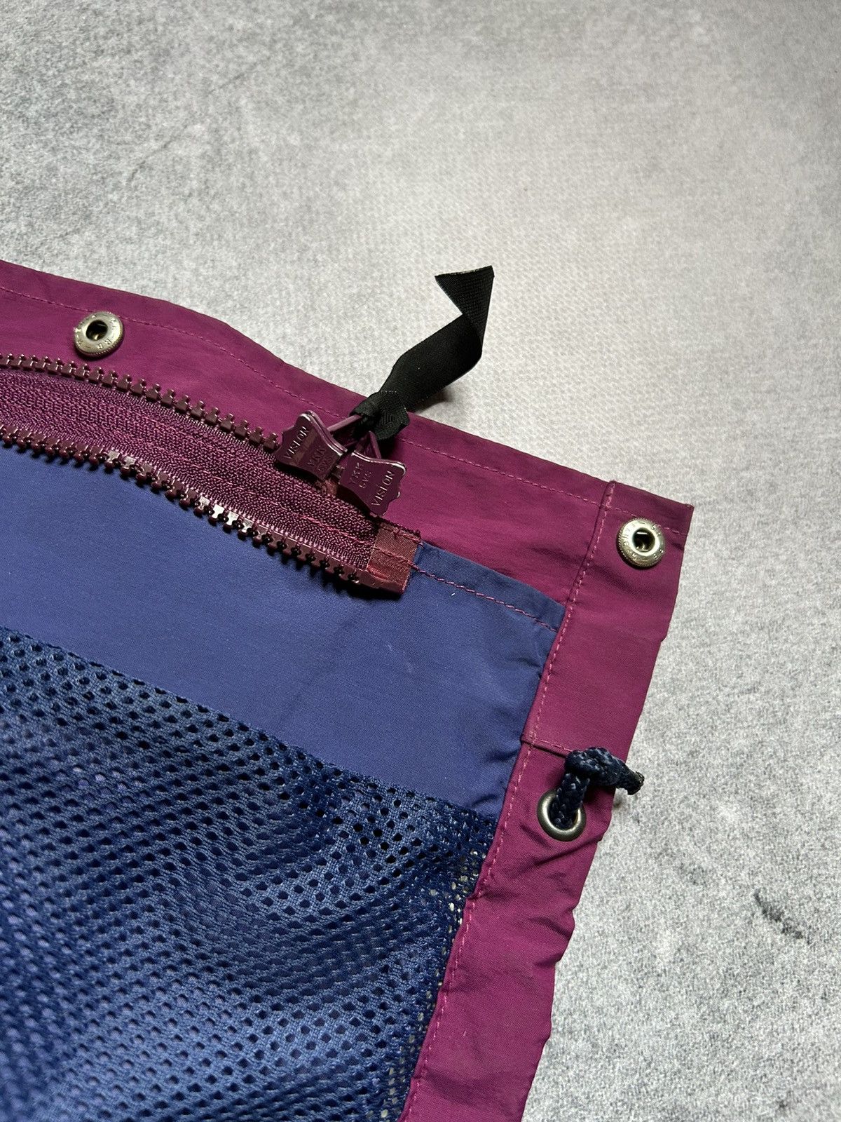 Berghaus × Goretex × Vintage Vintage Berghaus Gore-tex Fabric jacket Outdoors life Size US L / EU 52-54 / 3 - 9 Thumbnail
