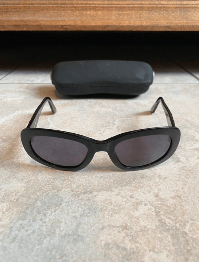 Chanel Chanel Sunglasses 5009 Rhinestone Logo Rimless Vintage Size ONE SIZE - 3 Thumbnail