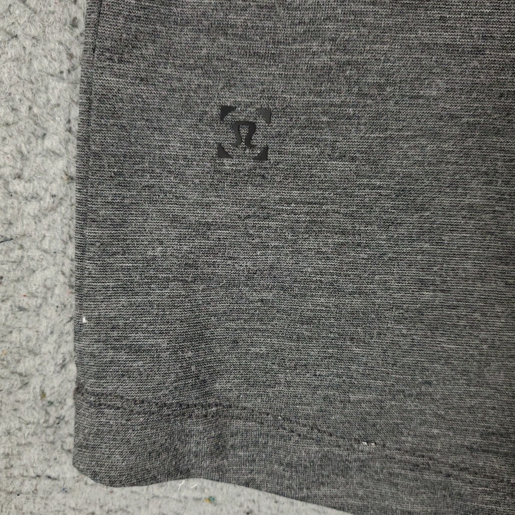 Lululemon VINTAGE Lululemon Polo Shirt Mens L Gray Tech Casual Short Sleeve Size US L / EU 52-54 / 3 - 7 Thumbnail
