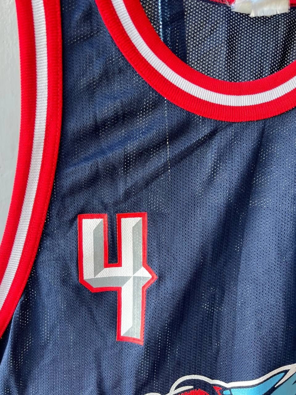 NBA 90’S HOUSTON ROCKETS #4 BARKLEY BASKETBALL CHAMPION JERSEY Size US M / EU 48-50 / 2 - 5 Thumbnail