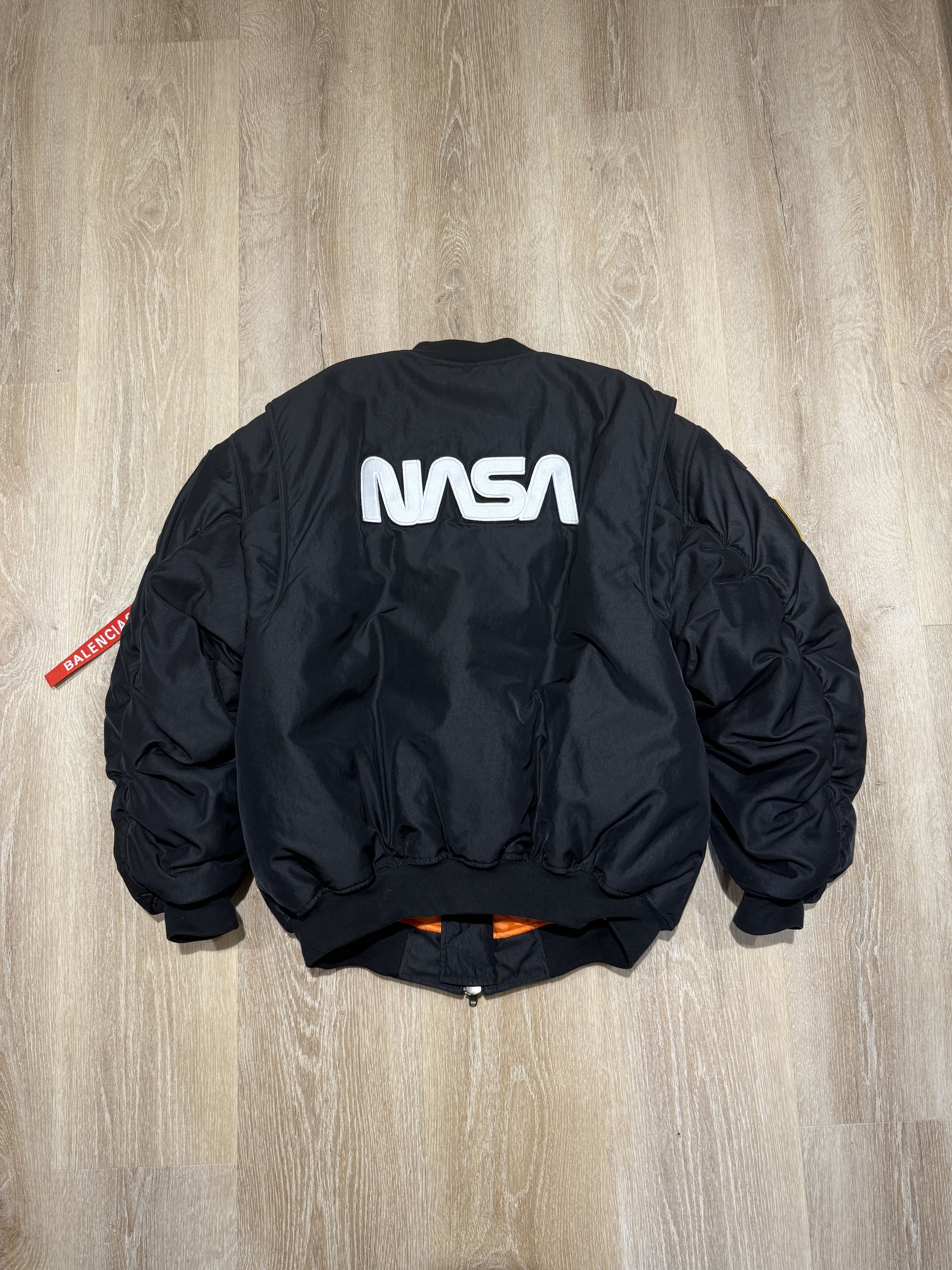 Balenciaga Balenciaga x NASA FW21 Bomber Jacket Size US XXS / EU 40 - 9 Thumbnail