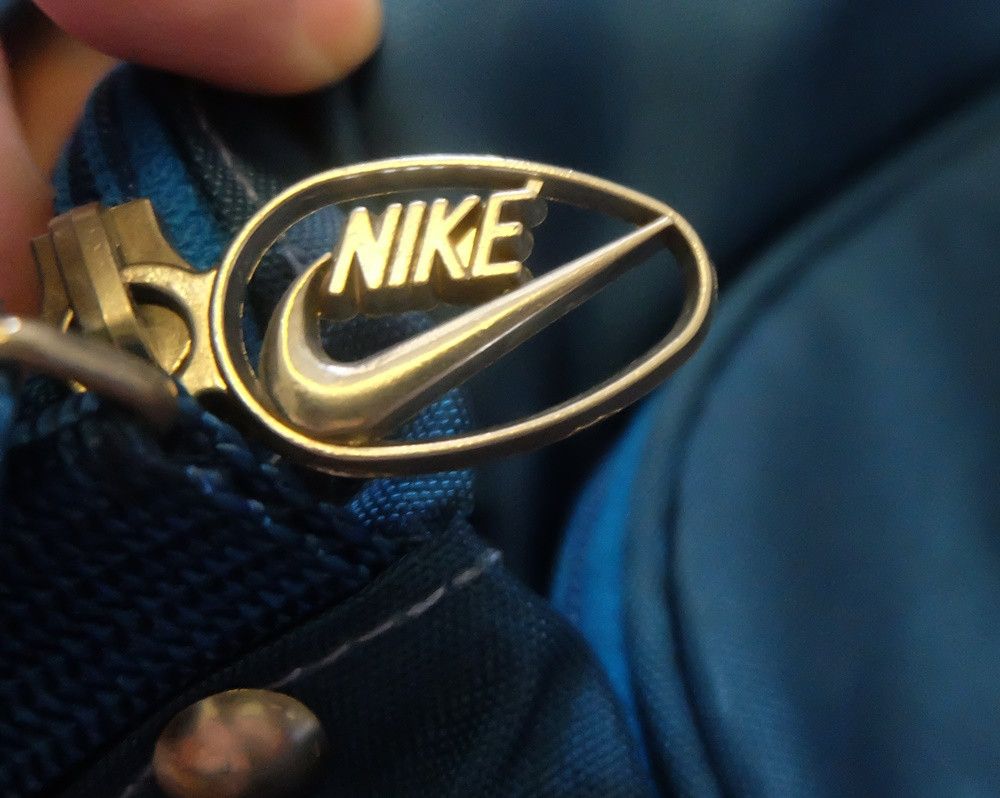 Nike Vintage Nike International Shoulder Bag (1980s) Size ONE SIZE - 4 Thumbnail
